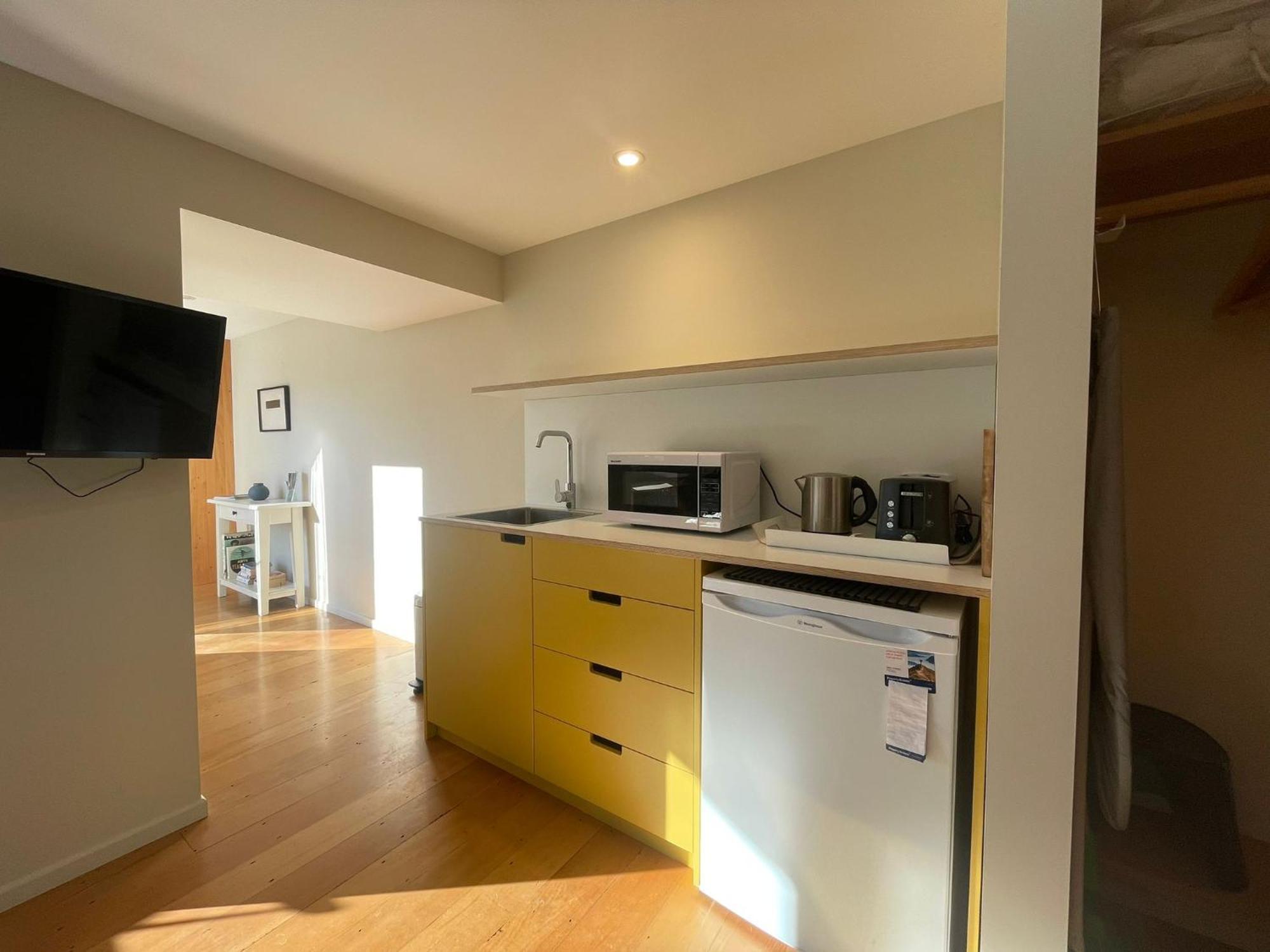 Kowhai Studio -Private Opposite Golf Course In Central Wanaka Ngoại thất bức ảnh