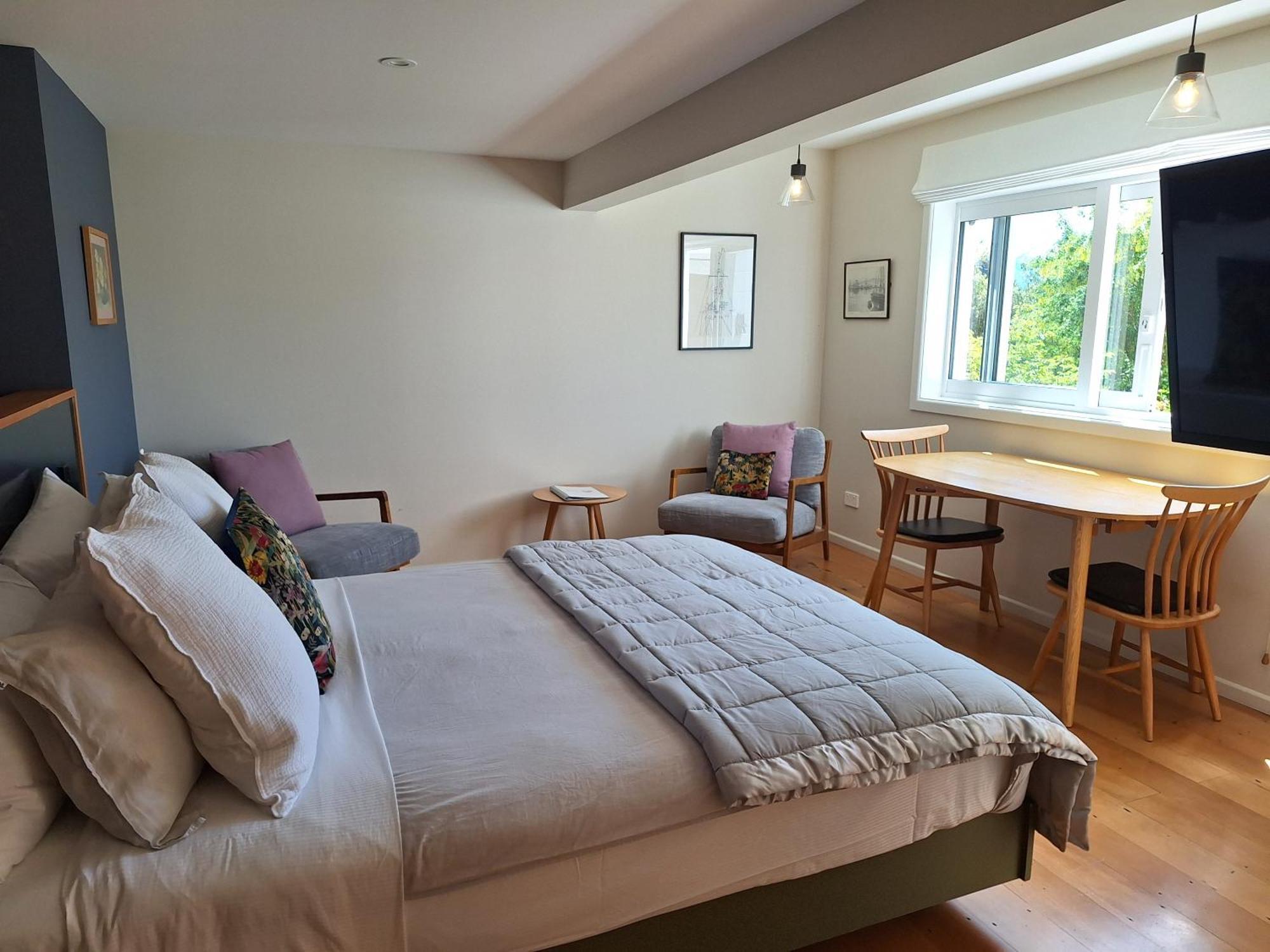 Kowhai Studio -Private Opposite Golf Course In Central Wanaka Ngoại thất bức ảnh