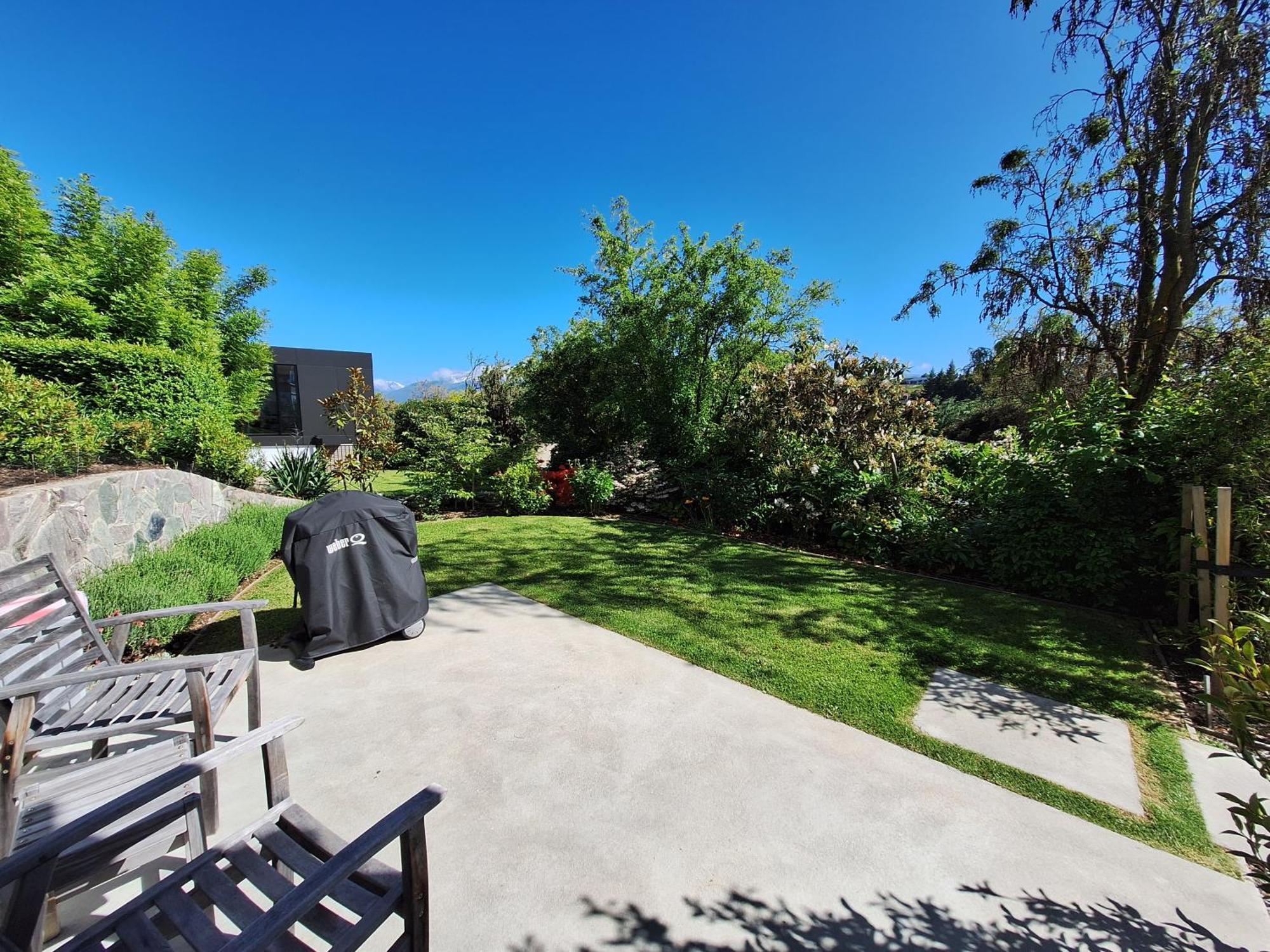 Kowhai Studio -Private Opposite Golf Course In Central Wanaka Ngoại thất bức ảnh
